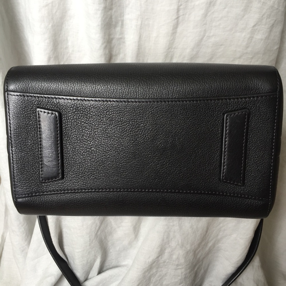 Givenchy Antigona Small Black Sugar Satchel - Picture 4 of 8